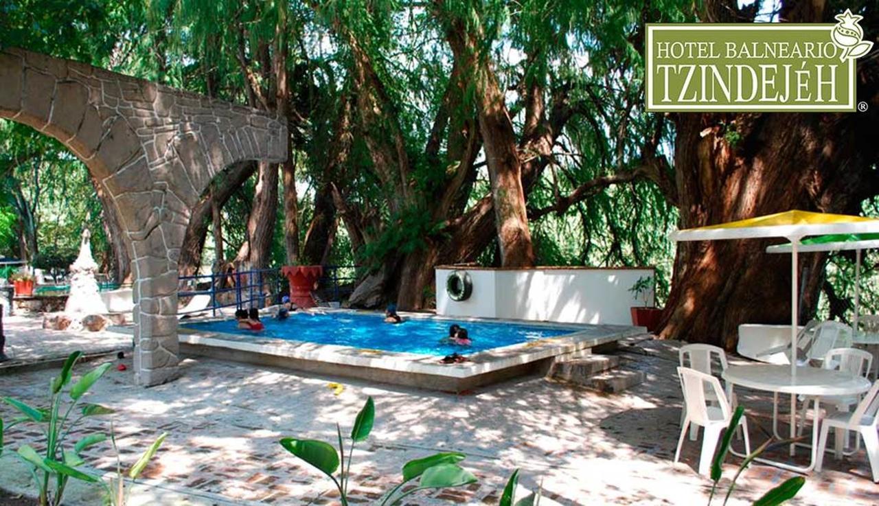 Hotel Balneario Tzindejeh Tasquillo Kültér fotó