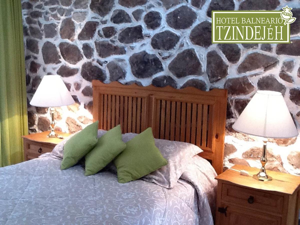 Hotel Balneario Tzindejeh Tasquillo Kültér fotó