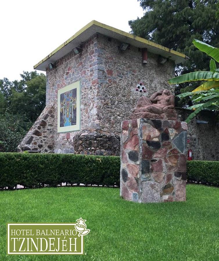 Hotel Balneario Tzindejeh Tasquillo Kültér fotó
