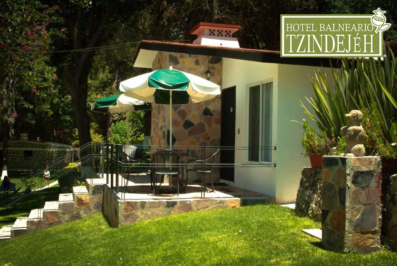 Hotel Balneario Tzindejeh Tasquillo Kültér fotó